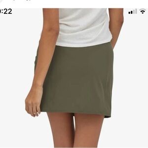 Patagonia Fleetworth Olive Green Active Pull-On Mini Skirt skort Sz 12